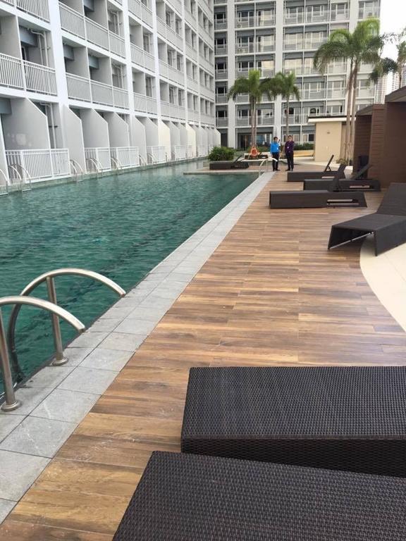 Seabreeze Residences At Breeze Residences Pasay Extérieur photo
