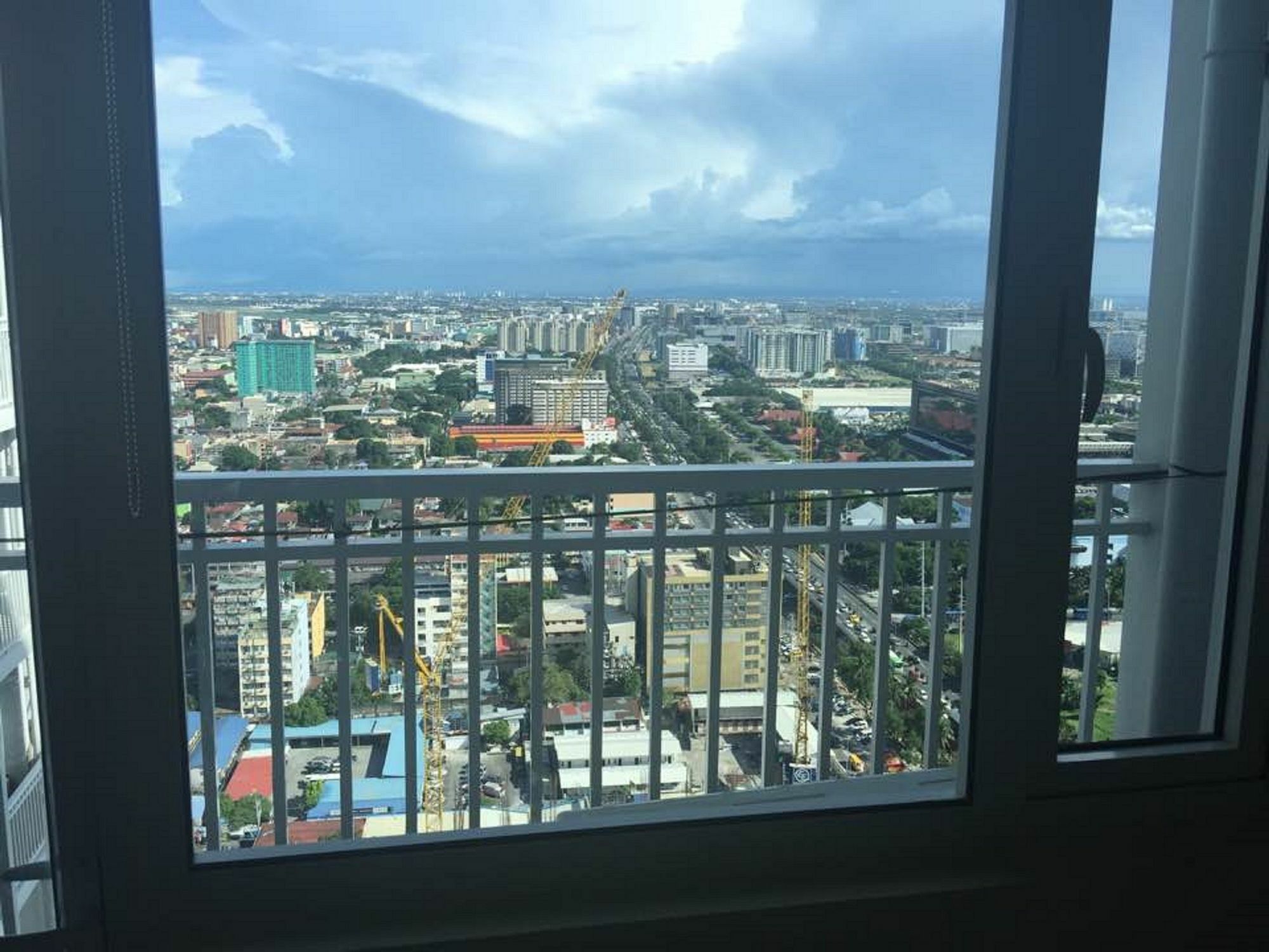 Seabreeze Residences At Breeze Residences Pasay Extérieur photo